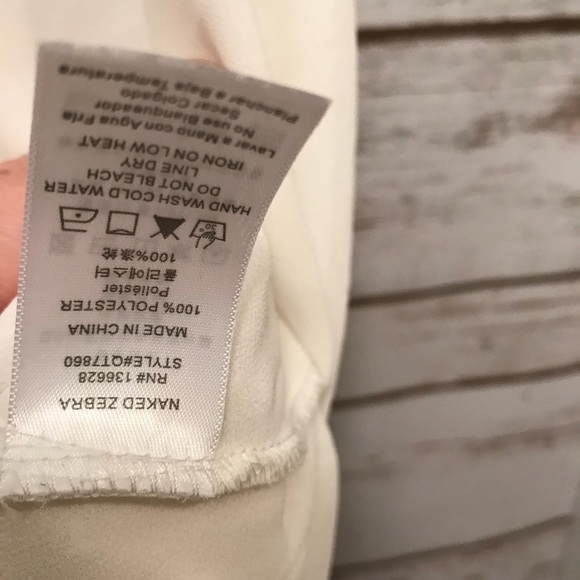 Hoity Toity  Cream Blouse Tank M NWT - Picture 4 of 8